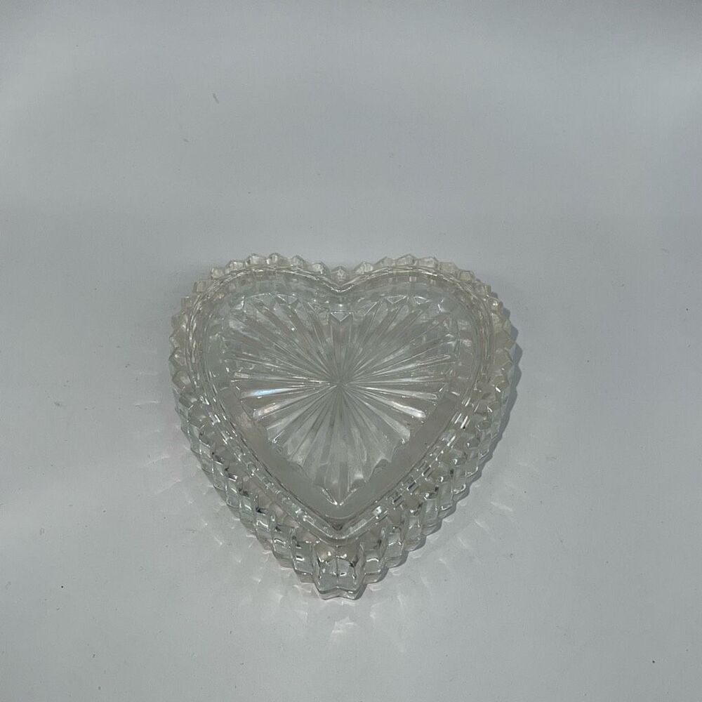 Vintage 24% Lead Crystal Heart Shaped Clear Crystal Trinket Dish Candy Teleflora